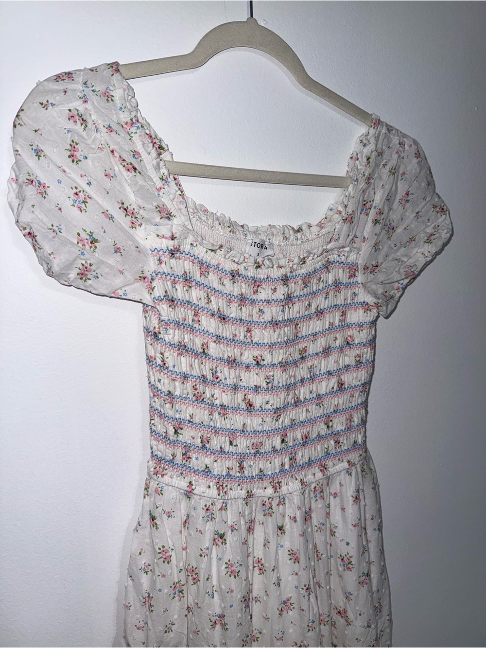 Storia white Maxi Dress with Pink Floral Print - Picture 2 of 7